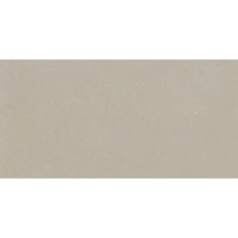 Een effen beige rift bone 60x120 tegel met een strakke, minimalistische uitstraling voor diverse toepassingen