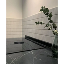 Zwart marmeren aanrecht met witte aders in SEF12100 White Glossy vloertegels