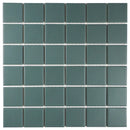 Donker groene vierkante glasmosaïektegels SM48550 Camo Green met witte voegen