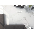 Grijze gestoffeerde hoekbank bij Statuario Glans 60x60 rett voor een moderne inrichting