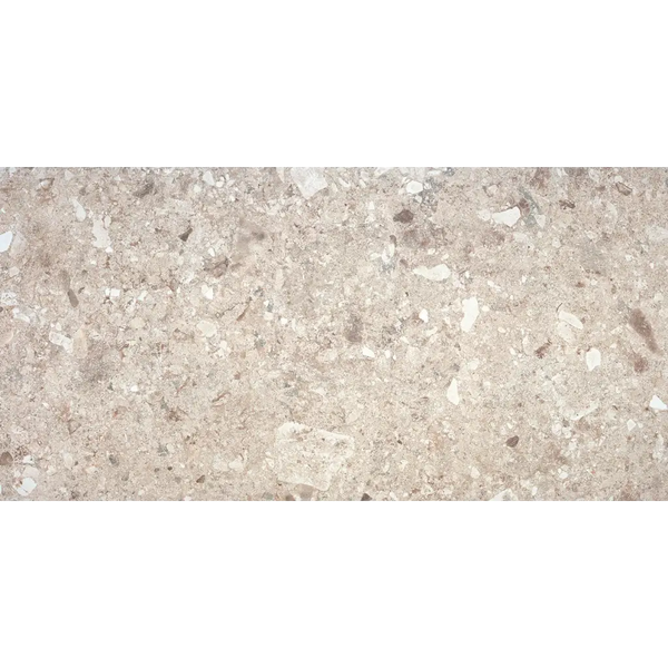 Lichtbruine, gevlekte terrazzo tegel Stone Nut 60x120 rett met witte, donkere bruine en grijze aggregate