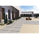 Moderne woestijnpatio met Terrastegel Acron Pearl 90x90 en hoge cactussen