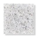 Square wit terrazzo tegel met grijze en witte aggregaat chips uit Terrazzo Collezione Sassi Arezzo