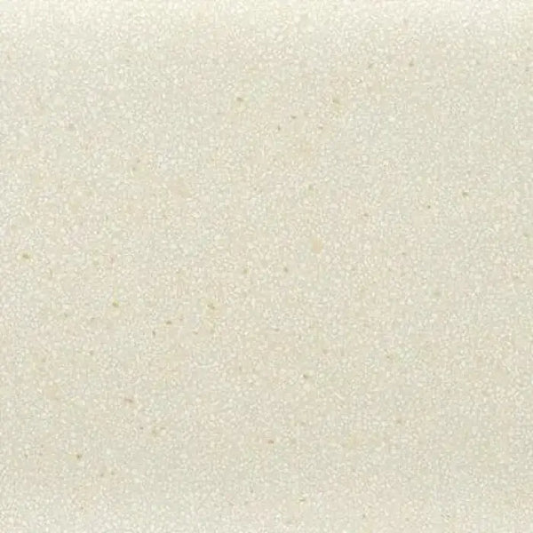 Beige speckled surface van Terrazzo Mini Caolino 60x60 rett, perfect voor jouw ruimte