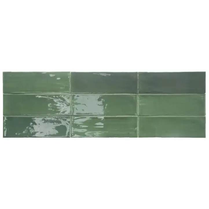 Groene glossy keramische subway tegel TopTegels Beach Groen 7.5x23 cm