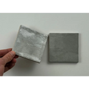 Zilvergrijze ceramic coaster met textuur en glans 10x10 perfect voor trend tegels grijs glans gebruik