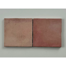 Twee trend tegels roze glans 10x10 in terracotta met lichte en diepe roodbruine tinten voor stijlvolle wandbekleding