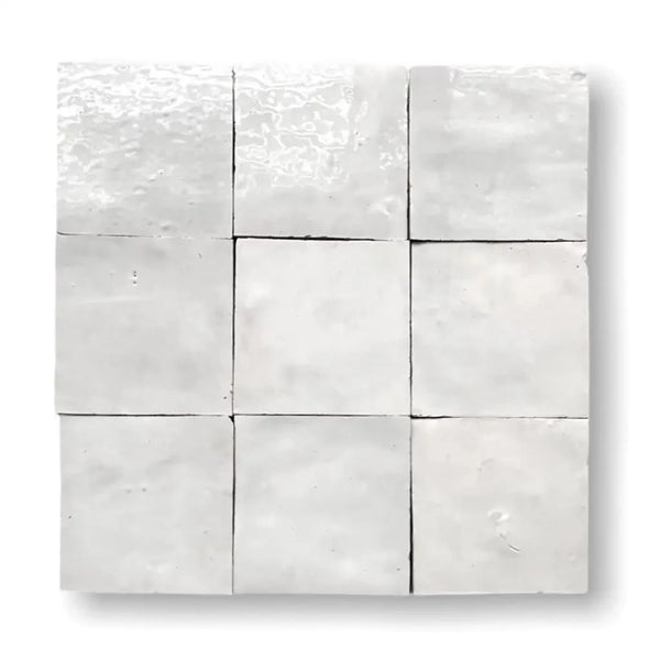 Negen witte vierkante tegels in een 3x3 grid van Zelliges Alhambra Blanc