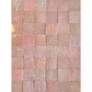 Roze en perzikgekleurde zelliges alhambra vloertegels in 10x10cm gridpatroon