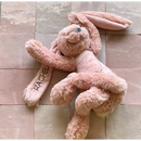 Roze pluche konijn speelgoed liggend, perfect voor Zelliges Alhambra 10x10cm vloertegels