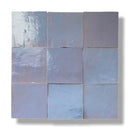 Zelliges Alhambra 2010 met negen tegels en zachte blauw-grijze iridescente afwerking