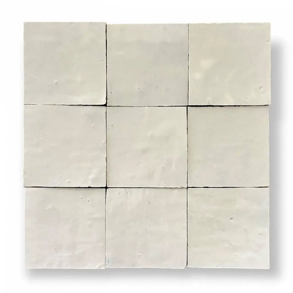 Negen witte vierkante tegels in een 3x3 grid van Zelliges Alhambra Ivoire 10x10 cm