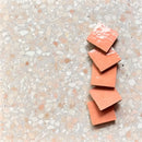 Stack van vijf Zelliges Alhambra 75 Salmon 10x10 cm terracotta tegels