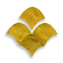 Vier overlappende gouden tegels in fishscale Alhambra stijl met groot totaal oppervlak