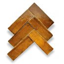 Herringbone patroon van geglazuurde bruine tegels Zelliges Alhambra Bejmat Marron 5x15 cm