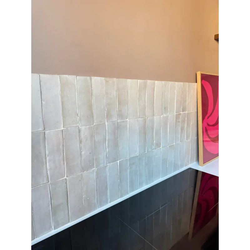Light grey Zelliges Alhambra Bejmat 22 Sable 5x15 cm keukenachterwand