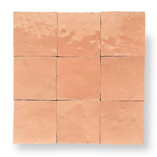 Negen terracotta tegels in een 3x3 raster van Zelliges Alhambra Salmon 10x10 cm